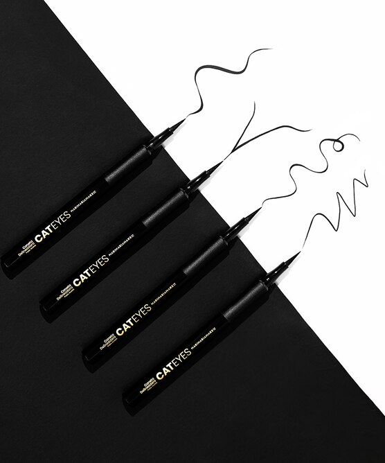 CANETA DELINEADORA MARI MARIA CAT EYES